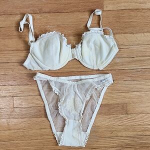 Cream Lace Balconette Bra with Scalloped Trim
